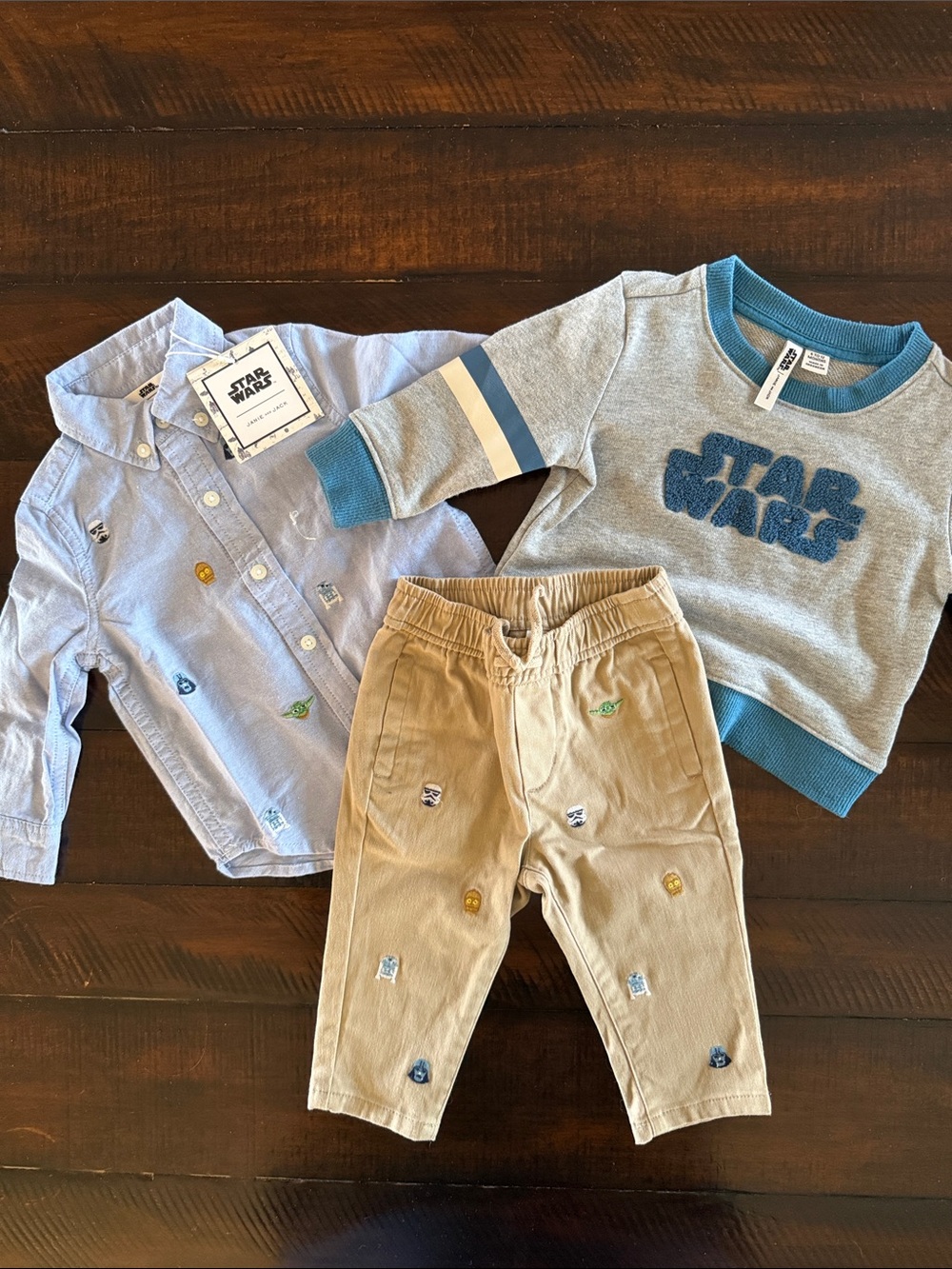 Lot of 3 Star Wars Shirt, Sweatshirt and Pants